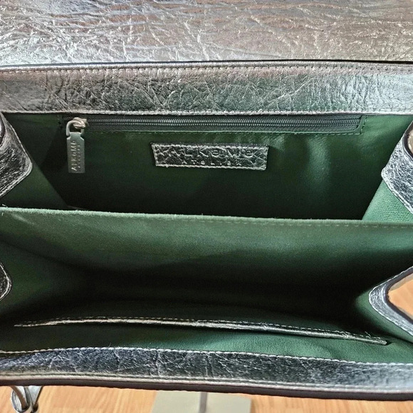 Alkeme Atelier Fire Flap Crossbody Handbag Silver Pineapple Leather Bag. - Picture 12 of 16